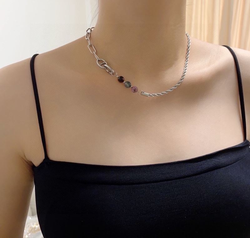 H**me5 necklaces